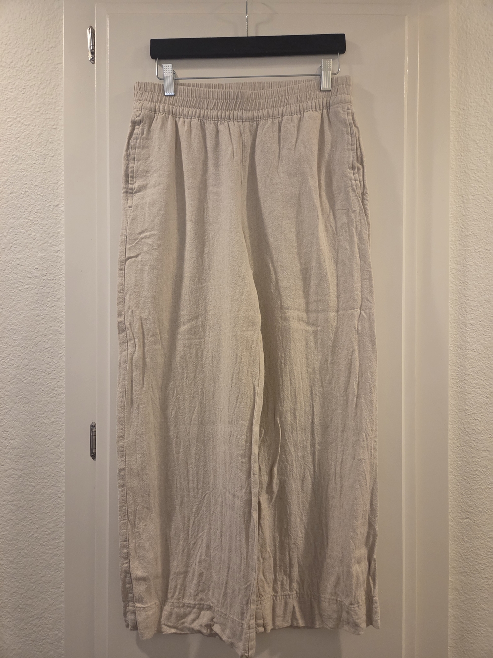 Old Navy Womans Linen-Blend Pants in Light Beige Or Rust, Or Black 15 Each